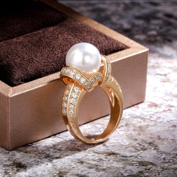 Noble Beautiful Carved Pearl Cubic Luxury Ring for Women, MARR9206 - Picture 1 of 7